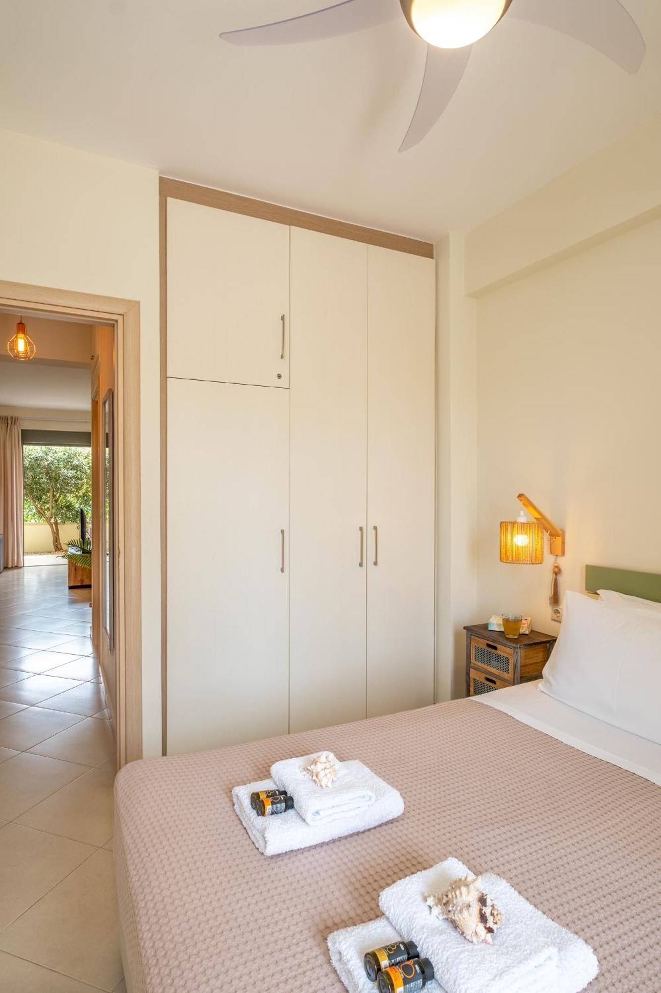 Chryssi Myhome Apartment *