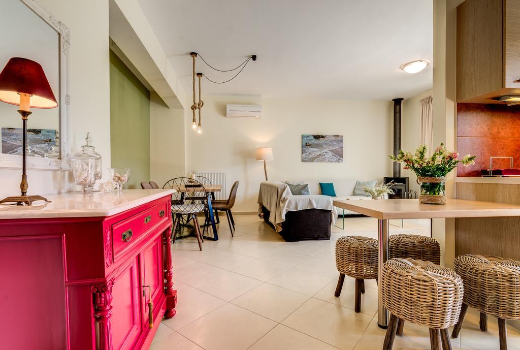 Chryssi Myhome
