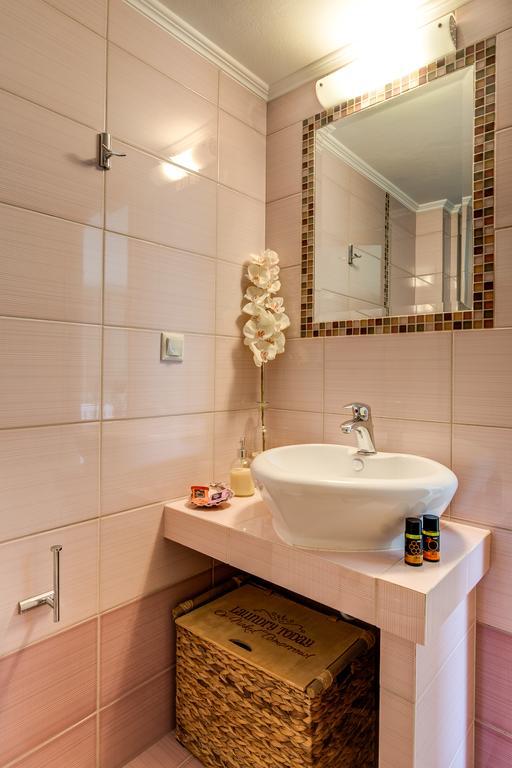 Chryssi Myhome Apartment *
